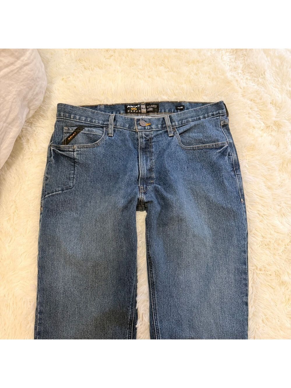 Ariat Rebar M4 Relaxed Boot Cut Workwear Jeans Mens 36x30 Medium Wash Blue Denim - Picture 4 of 6